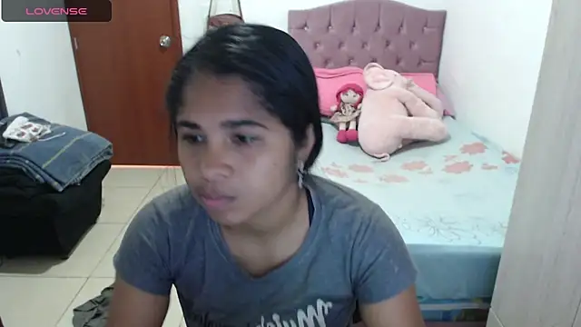 Snapshot of july-feria chatting on 28, 9, 2025 july-feria online show from 28, 9, 2025