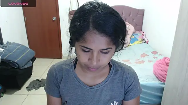 Snapshot of july-feria chatting on 7, 10, 2025 july-feria online show from 7, 10, 2025