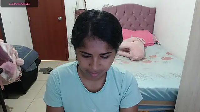 Snapshot of july-feria chatting on 10, 10, 2025 july-feria online show from 10, 10, 2025