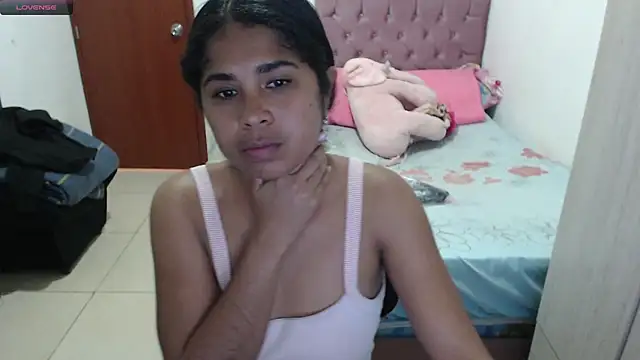 Snapshot of july-feria chatting on 22, 10, 2025 july-feria online show from 22, 10, 2025