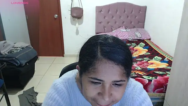 Snapshot of july-feria chatting on 27, 11, 2025 july-feria online show from 27, 11, 2025