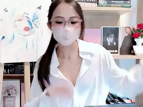 Lush-Office online show from 26, 10, 2025