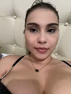 Snapshot of Aitana_Hilton_ chatting on 18, 3, 2025 Aitana Hilton online show from 18, 3, 2025