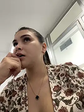 Snapshot of Aitana_Hilton_ chatting on 13, 9, 2025 Aitana Hilton online show from 13, 9, 2025