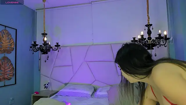 Snapshot of Aitana_Hilton_ chatting on 18, 9, 2025 Aitana Hilton online show from 18, 9, 2025