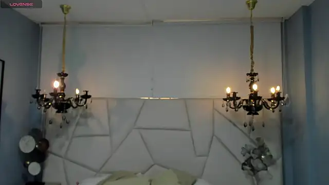 Snapshot of Aitana_Hilton_ chatting on 22, 11, 2025 Aitana Hilton online show from 22, 11, 2025