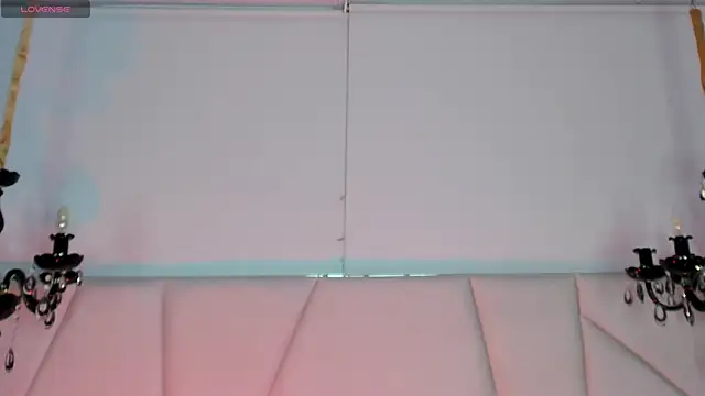 Snapshot of Aitana_Hilton_ chatting on 27, 11, 2025 Aitana Hilton online show from 27, 11, 2025