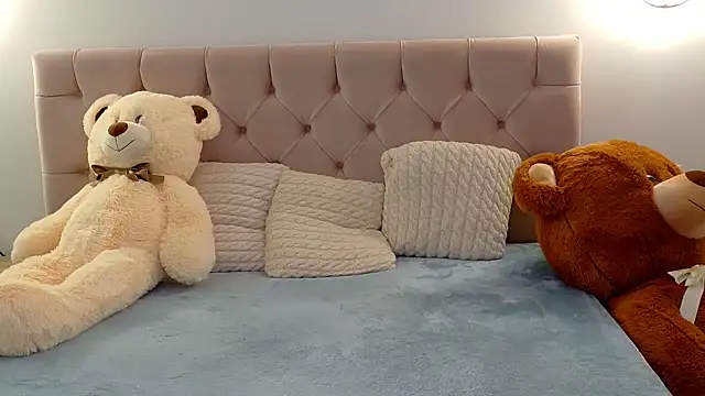 Lilliana Moon online show from 15, 4, 2026