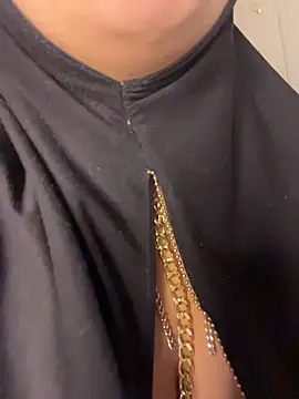 Snapshot of zahra_Jalid chatting on 18, 4, 2026 zahra Jalid online show from 18, 4, 2026