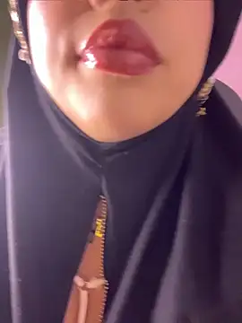 Snapshot of zahra_Jalid chatting on 3, 5, 2026 zahra Jalid online show from 3, 5, 2026