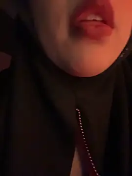 Snapshot of zahra_Jalid chatting on 19, 5, 2026 zahra Jalid online show from 19, 5, 2026