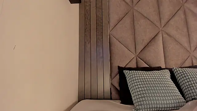 SabrinaSpell  online show from 16, 2, 2026