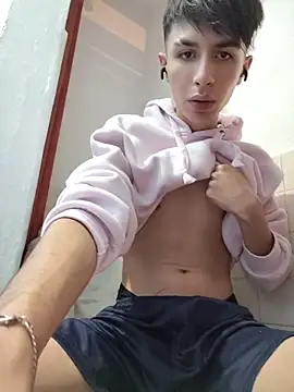 adriaav online show from 15, 4, 2026