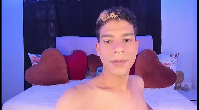 Snapshot of Ethan_Boyy chatting on 20, 2, 2025 Ethan Boyy online show from 20, 2, 2025