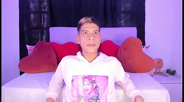 Snapshot of Ethan_Boyy chatting on 26, 2, 2025 Ethan Boyy online show from 26, 2, 2025