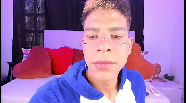 Snapshot of Ethan_Boyy chatting on 27, 2, 2025 Ethan Boyy online show from 27, 2, 2025