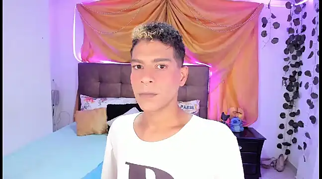 Snapshot of Ethan_Boyy chatting on 3, 3, 2025 Ethan Boyy online show from 3, 3, 2025