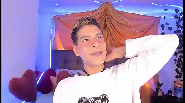 Snapshot of Ethan_Boyy chatting on 18, 3, 2025 Ethan Boyy online show from 18, 3, 2025