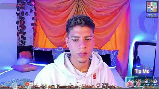 Ethan Boyy online show from 21, 10, 2025