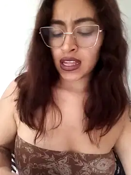 AnonymousGirl online show from 29, 4, 2026