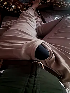 boyforyour online show from 25, 2, 2025