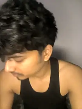 Snapshot of kaif_220 chatting on 21, 10, 2025 kaif 220 online show from 21, 10, 2025