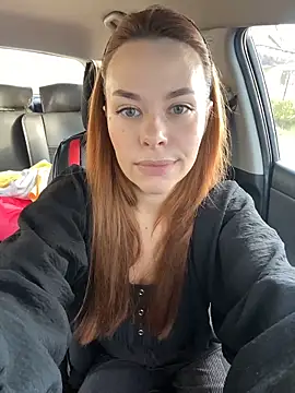 Kelley Allie online show from 28, 10, 2025