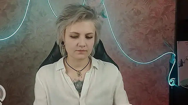 EvaBrownie online show from 27, 1, 2025