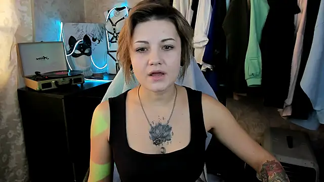 EvaBrownie online show from 20, 9, 2025