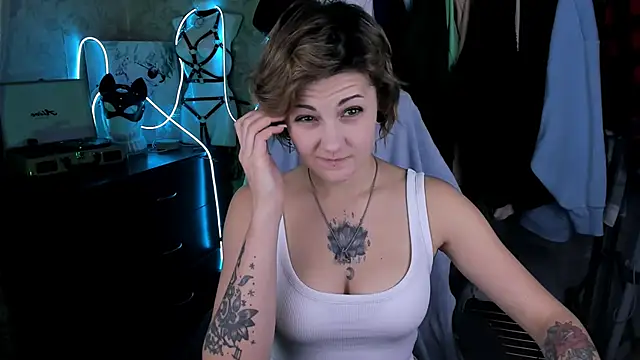 EvaBrownie online show from 21, 10, 2025