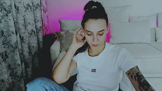 annabishop online show from 26, 1, 2025