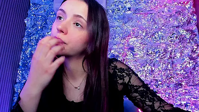 Snapshot of Sahara_Shields chatting on 21, 1, 2025 Sahara Shields online show from 21, 1, 2025