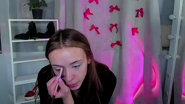 Snapshot of Sahara_Shields chatting on 12, 2, 2025 Sahara Shields online show from 12, 2, 2025