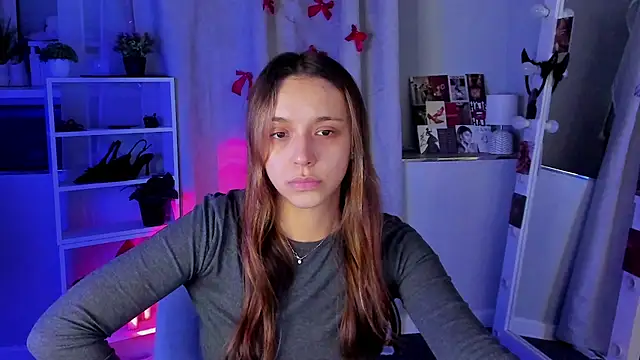 Snapshot of Sahara_Shields chatting on 10, 9, 2025 Sahara Shields online show from 10, 9, 2025