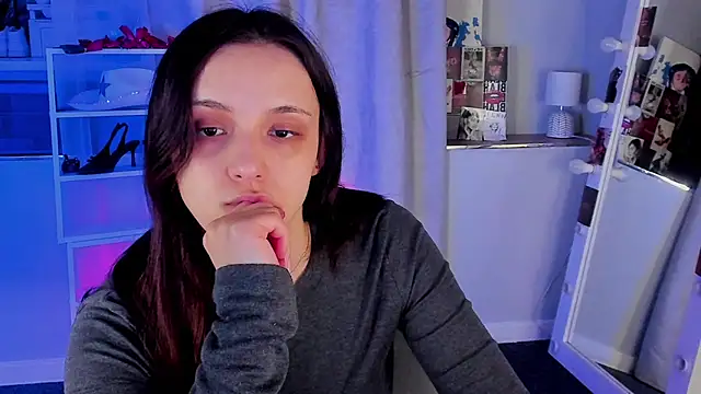 Sahara Shields online show from 8, 4, 2026