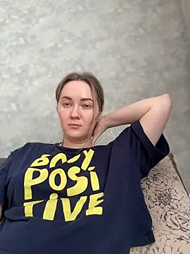 Snapshot of Kiss_My_Body chatting on 11, 3, 2025 Kiss My Body online show from 11, 3, 2025