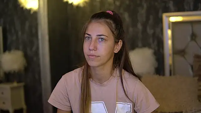 KeylaBlair online show from 21, 9, 2025