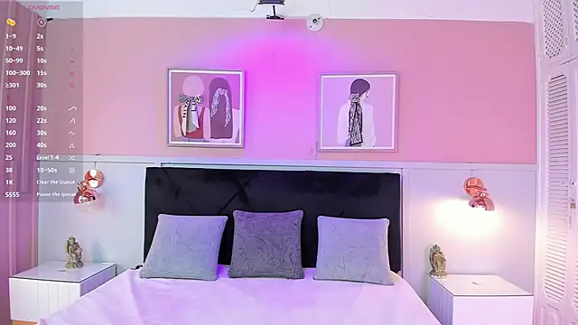 janna lopez  online show from 18, 10, 2025