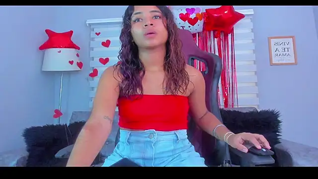 Snapshot of yian_meghan chatting on 27, 2, 2025 yian meghan online show from 27, 2, 2025