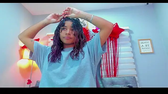 Snapshot of yian_meghan chatting on 28, 2, 2025 yian meghan online show from 28, 2, 2025