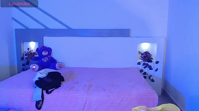 IslaBlaze online show from 6, 2, 2025