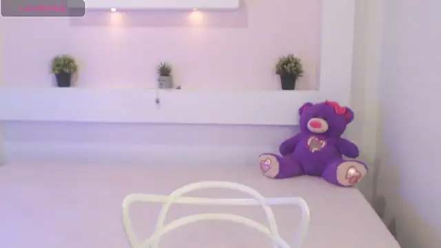 IslaBlaze online show from 10, 3, 2025