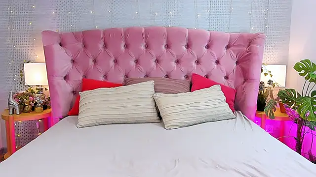 via mayer  online show from 9, 3, 2025