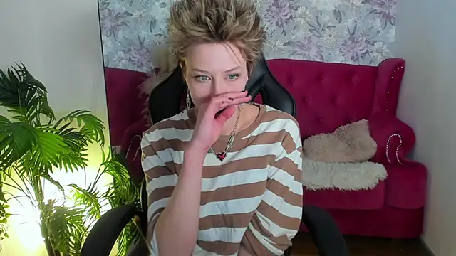 via mayer  online show from 19, 3, 2025