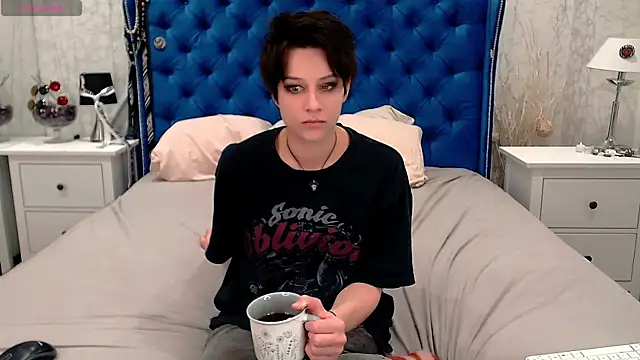 via mayer  online show from 23, 12, 2025