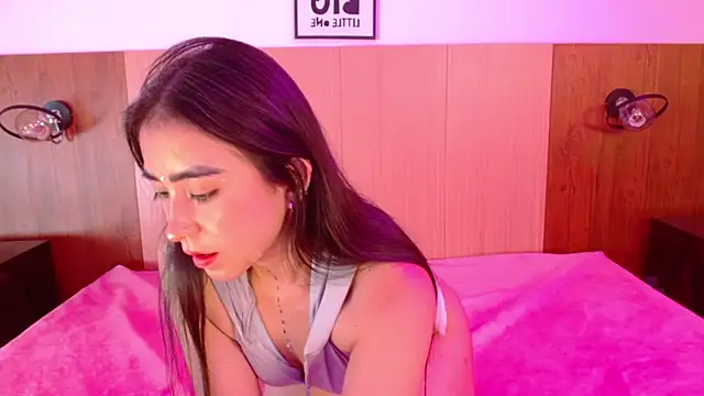 Snapshot of AdaaMillan chatting on 29, 1, 2025 AdaaMillan online show from 29, 1, 2025