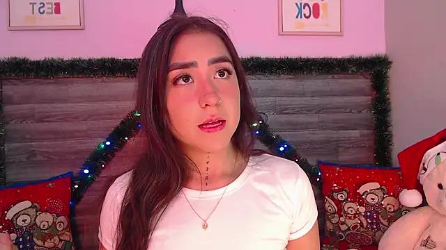 Snapshot of AdaaMillan chatting on 13, 12, 2025 AdaaMillan online show from 13, 12, 2025