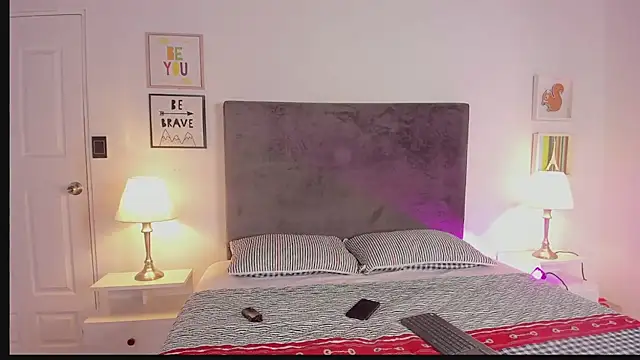 Snapshot of ethan_and_ava chatting on 13, 2, 2025 ethan and ava online show from 13, 2, 2025