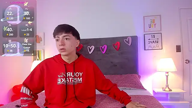 Snapshot of ethan_and_ava chatting on 15, 2, 2025 ethan and ava online show from 15, 2, 2025