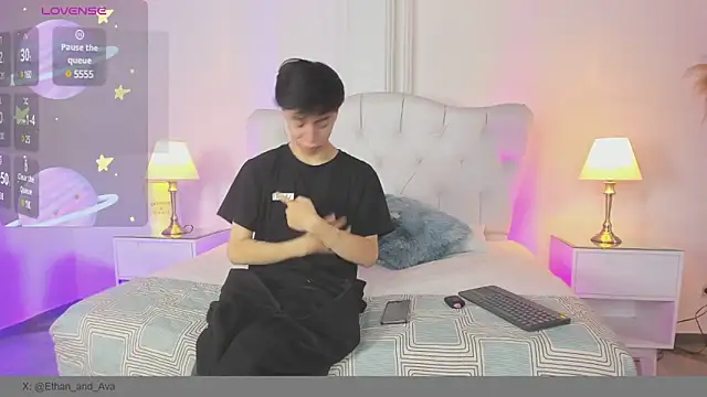 Snapshot of ethan_and_ava chatting on 16, 3, 2025 ethan and ava online show from 16, 3, 2025